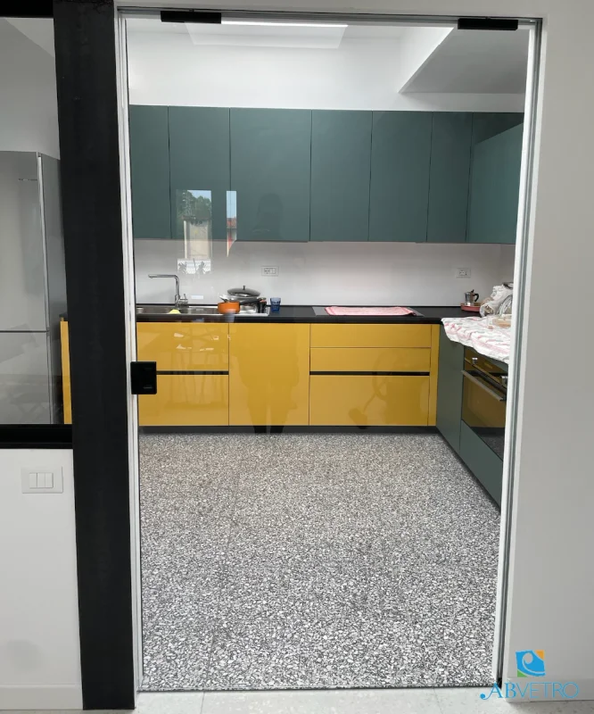 Porta in vetro — esempio 5